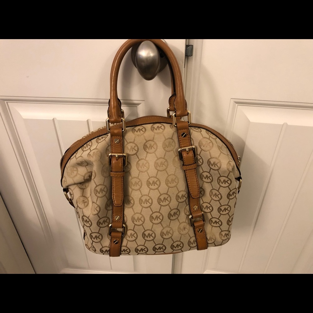 Michael Kors authentic hand bag